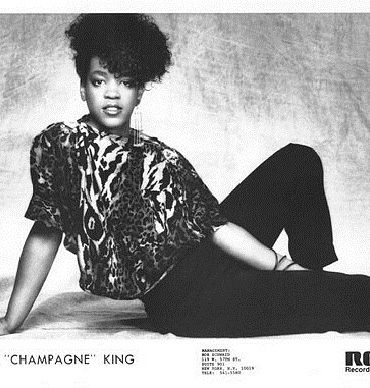 EVELYN "CHAMPAGNE" KING au Jazz Cafe