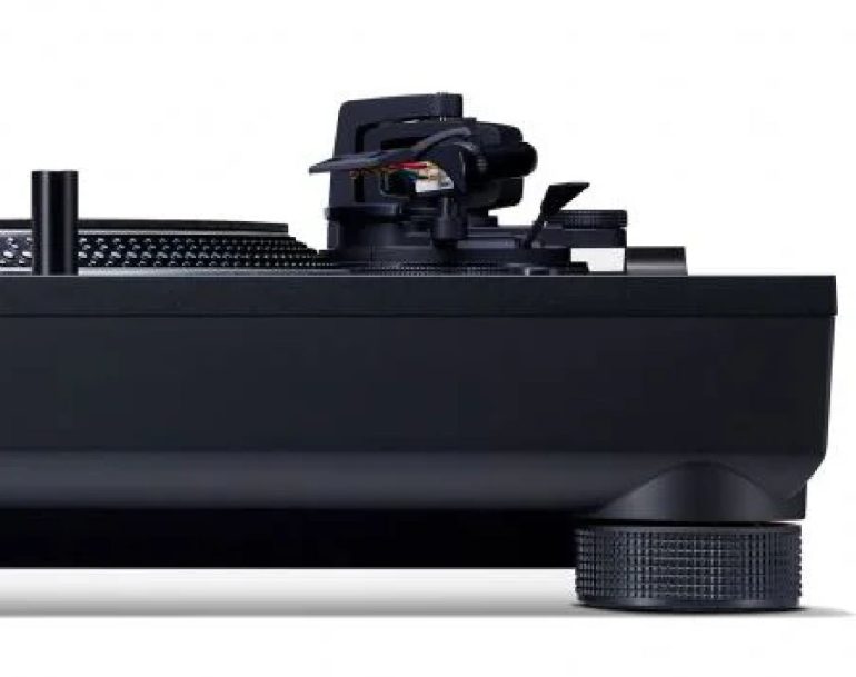 Technics SL-1210MK7