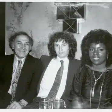 Jonata garavaglia gloria gaynor 978